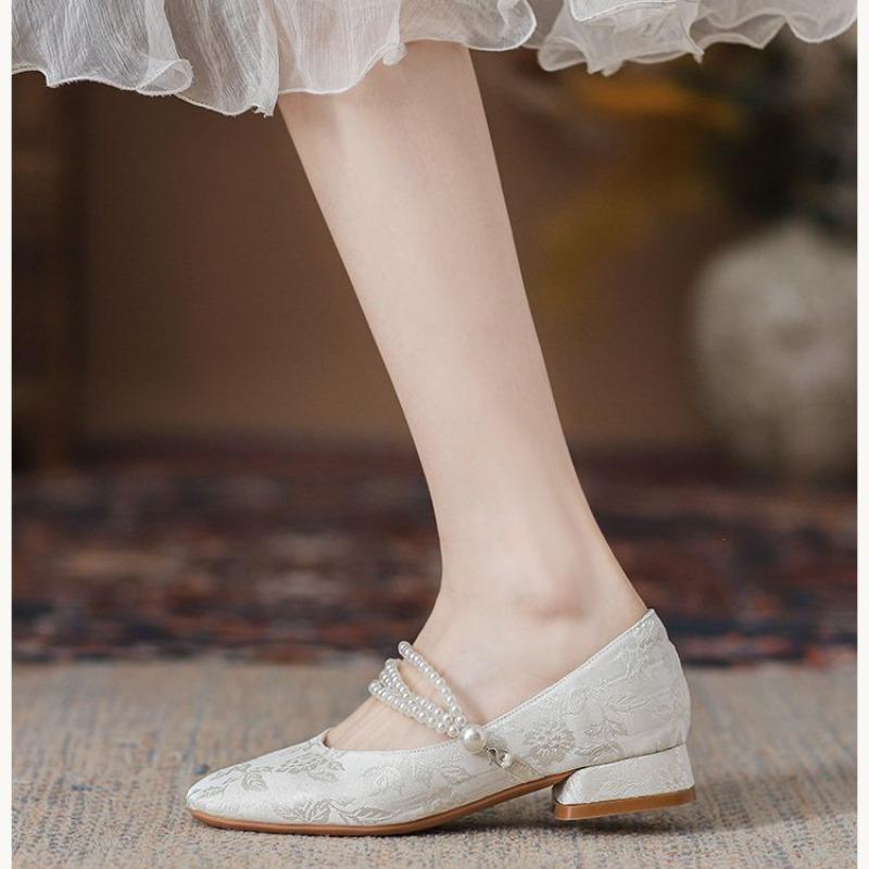Fashion Low Heel Elegant Ladies Pumps Pearl Square Toe Women's Shoes Vacation on Offer Y2k High Quality Slip Spring Young Popular 39 Non