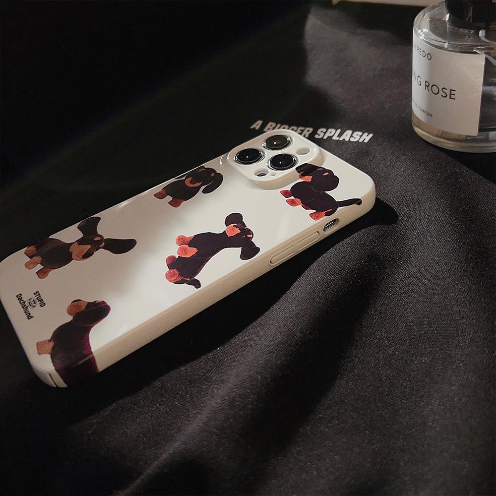 Internet Celebrity Style Cream Dachshund for IPhone16 for Apple 17pro Max Mobile Phone Case 11 Film Case 15/X8