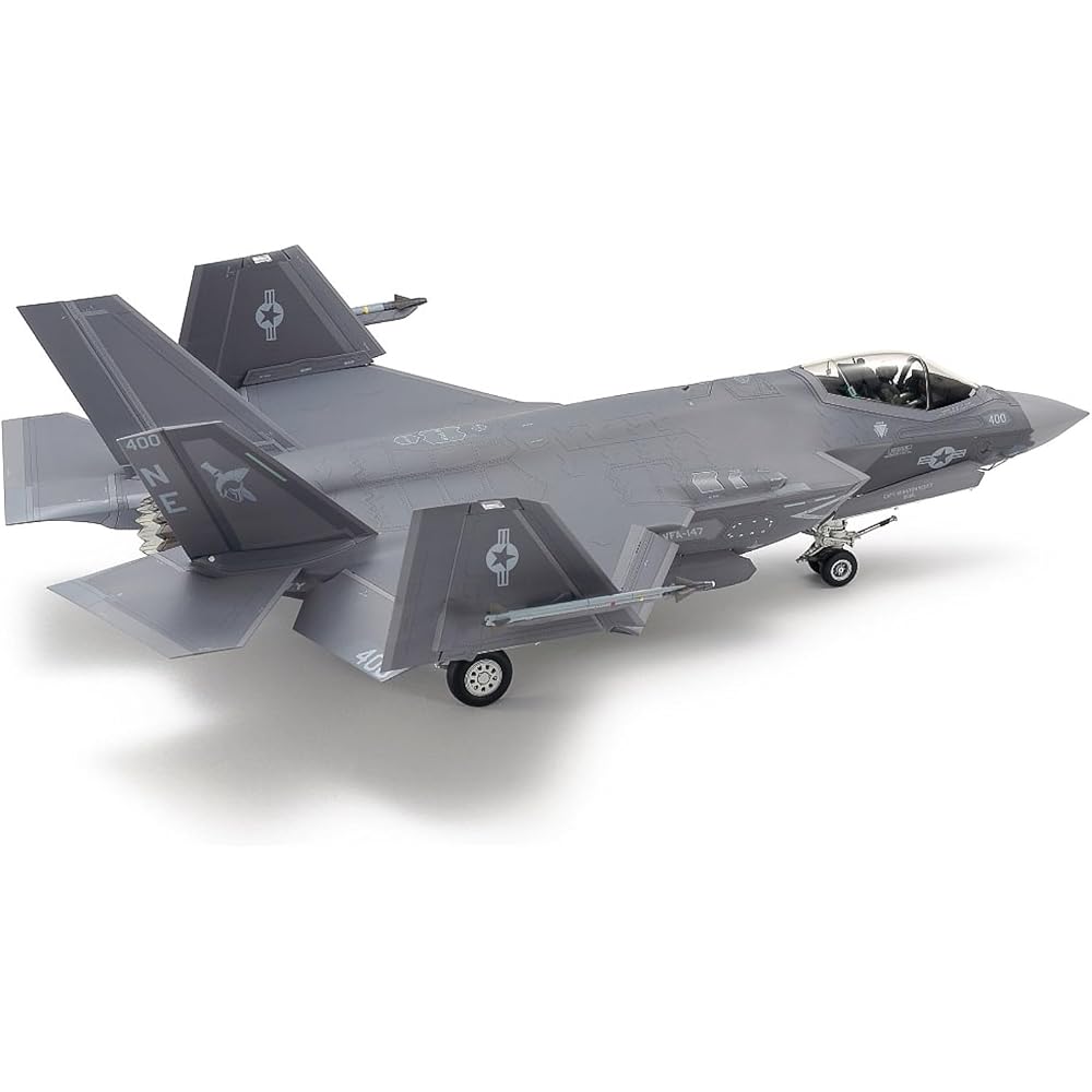 Tamiya (TAMIYA) 1/48 Masterpiece Series No. 127 Lockheed Martin F-35C Lightning II Plastic Model ...