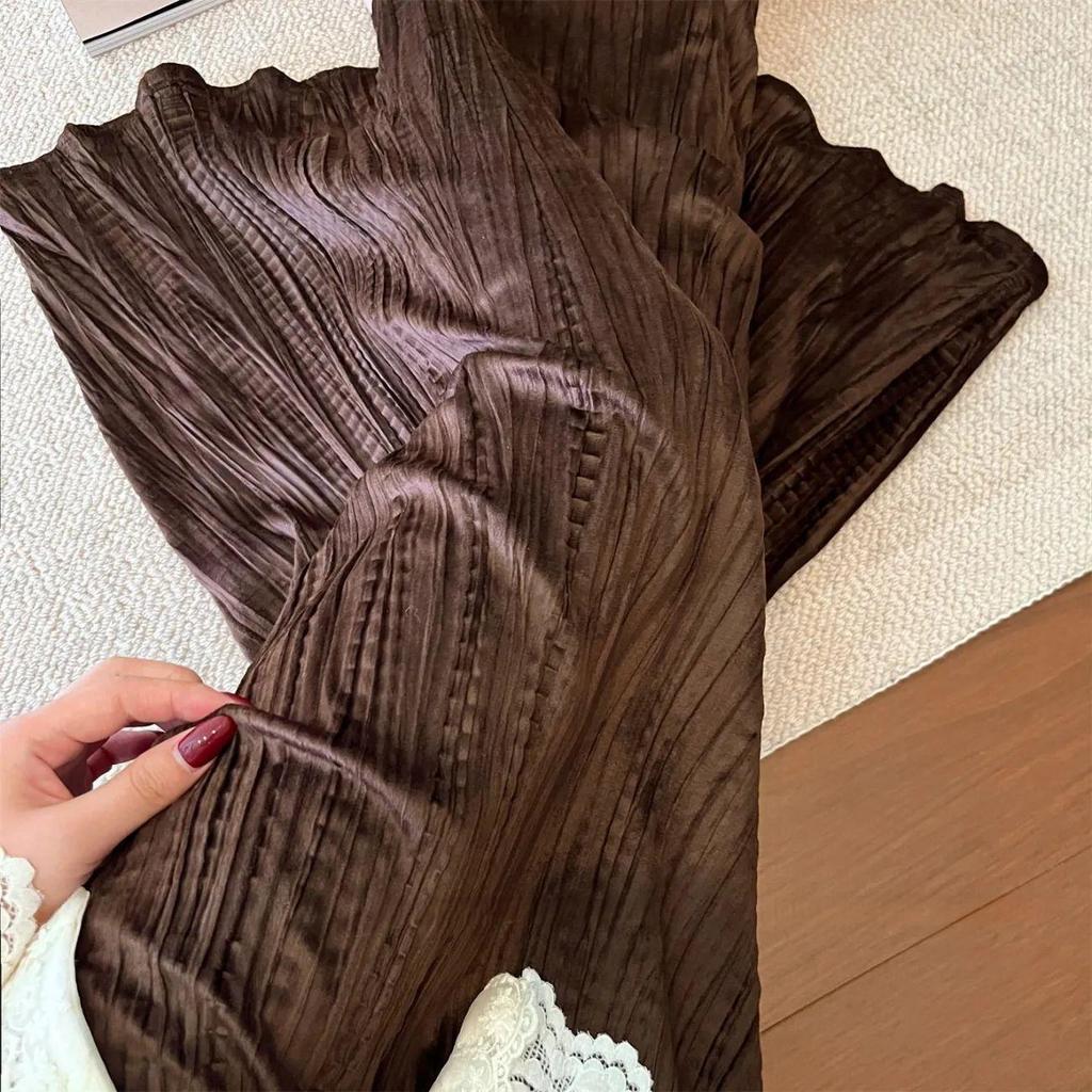 Textured Slimming High Waisted Coffee Midi Skirt - New Spring 2026 American Fashion for Women