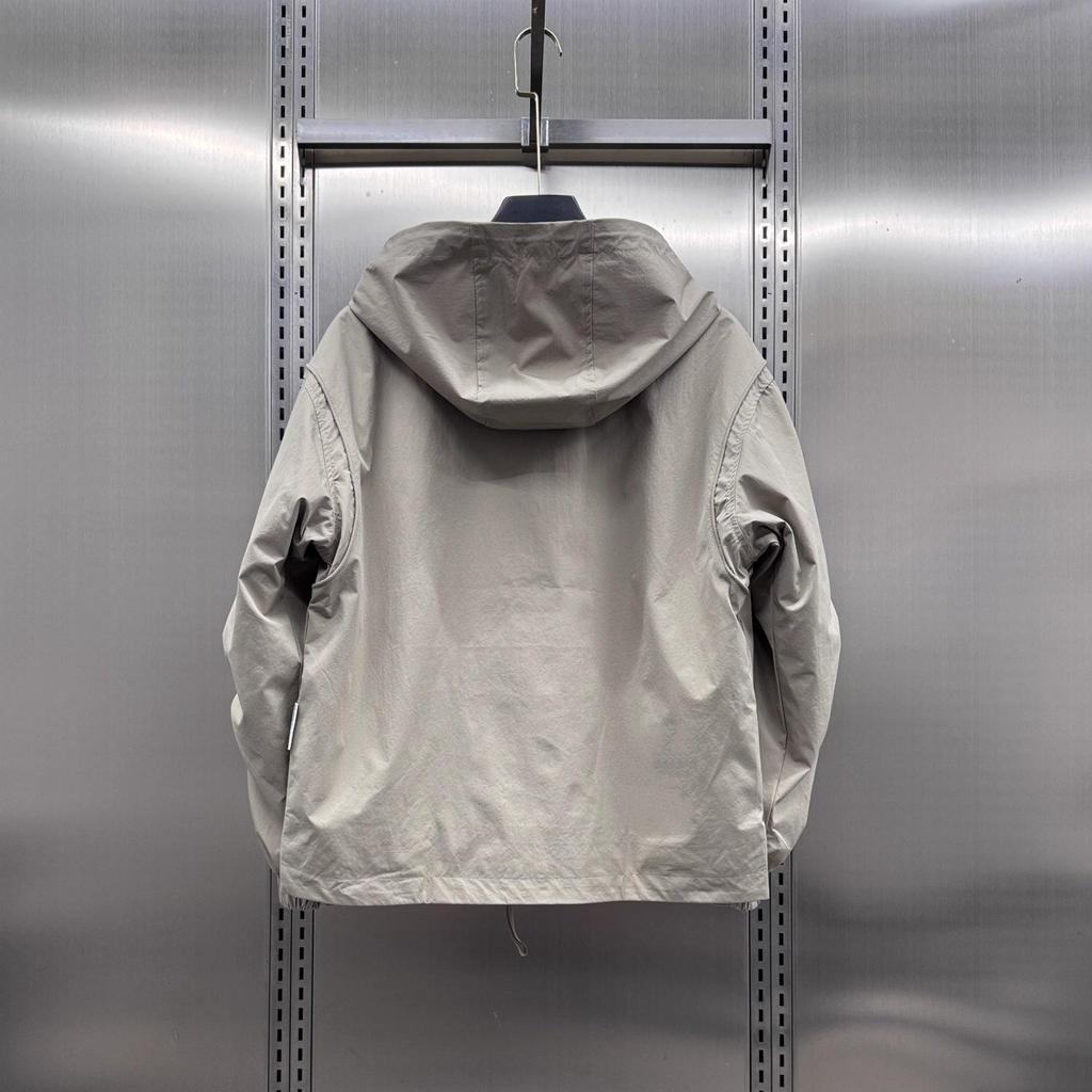 Men's High-End Loose Hooded Windbreaker: Versatile Casual Street-Style Jacket for Spring & Autumn