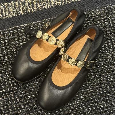 Calzado para mujer – Zapatillas