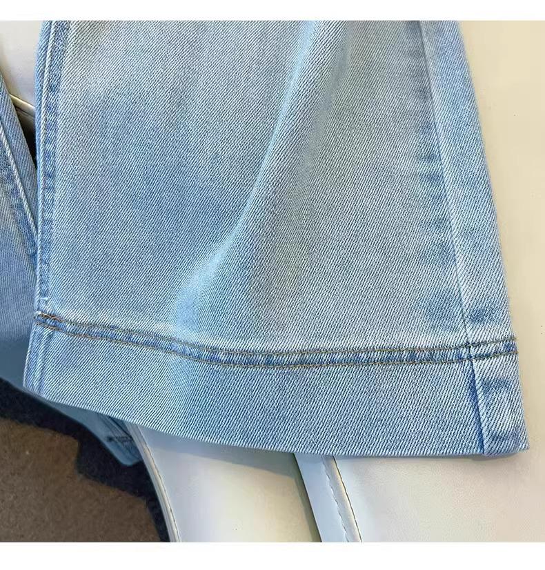 Dámské světlé džíny s širokými nohavicemi, zeštíhlující splývavý lem, jaro/podzim 2025 kalhoty s rovnými nohavicemi.