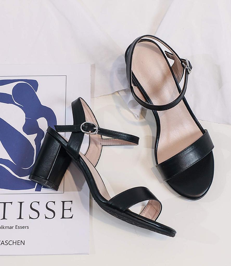 ZUYEE Strap Sandals with Chunky 7cm Heel Perfect for Beautiful Legs and Easy Walking Women's Heels, Black, (23.0cm),