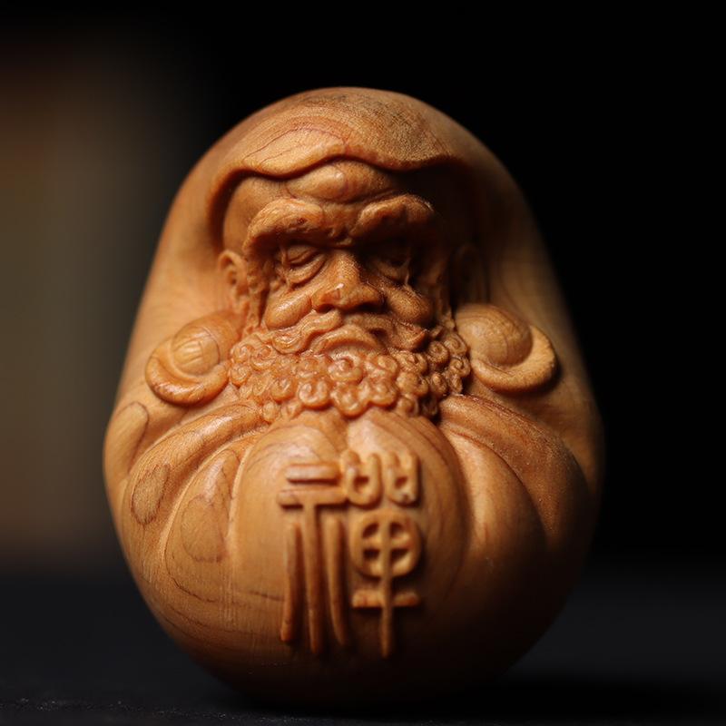 

Резьба по массиву дерева Мини-фигурки буддийских деятелей патриарха Дамо Ручная резьба Художественное произведение Буддийские фигурки