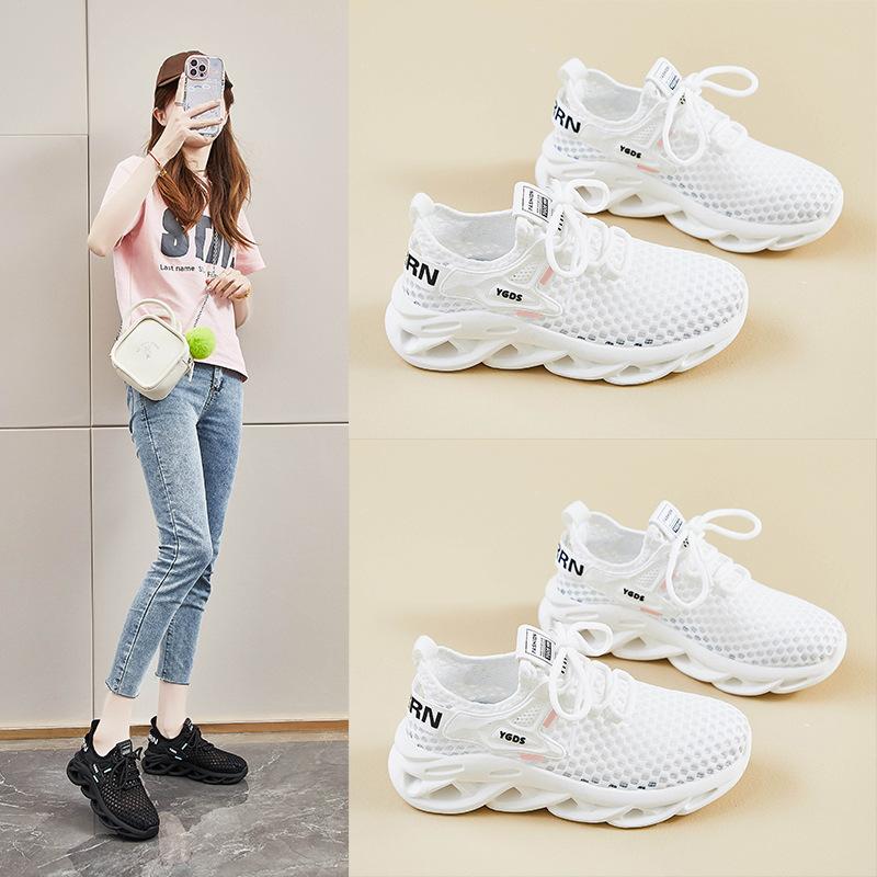 Summer New Breathable Large Hole Men's and Women's Thick Soled Mesh Shoes