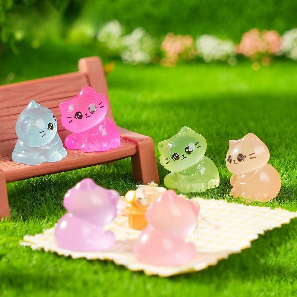 6Pcs Miniature Noctilucent Cute Kitten Vivid Cat Micro Landscape Ornaments For Decorations Decoration Room Table Accessories