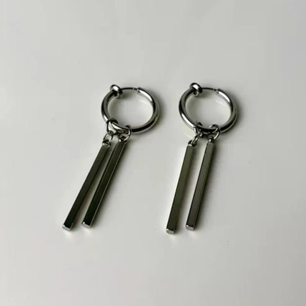 Minimalistische Rechteck-Quastenohrringe für Herren aus Edelstahl - Hochwertiger Schmuck im Kaltstil-Design mit Doppelsteg