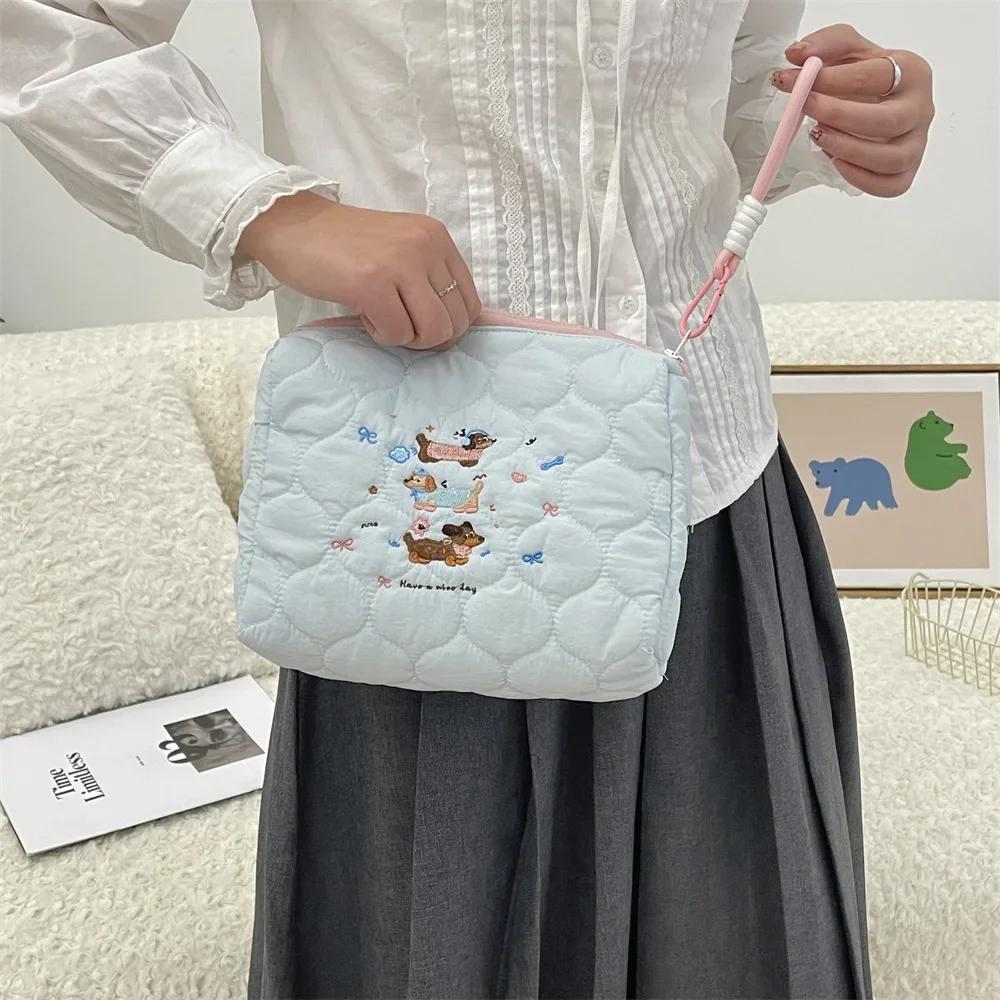 Embroidery Quilted Women's Cosmetic Bag Travel Portable Ladies Storage Handbags Cute Female Makeup Case Clutch Purse with Handle