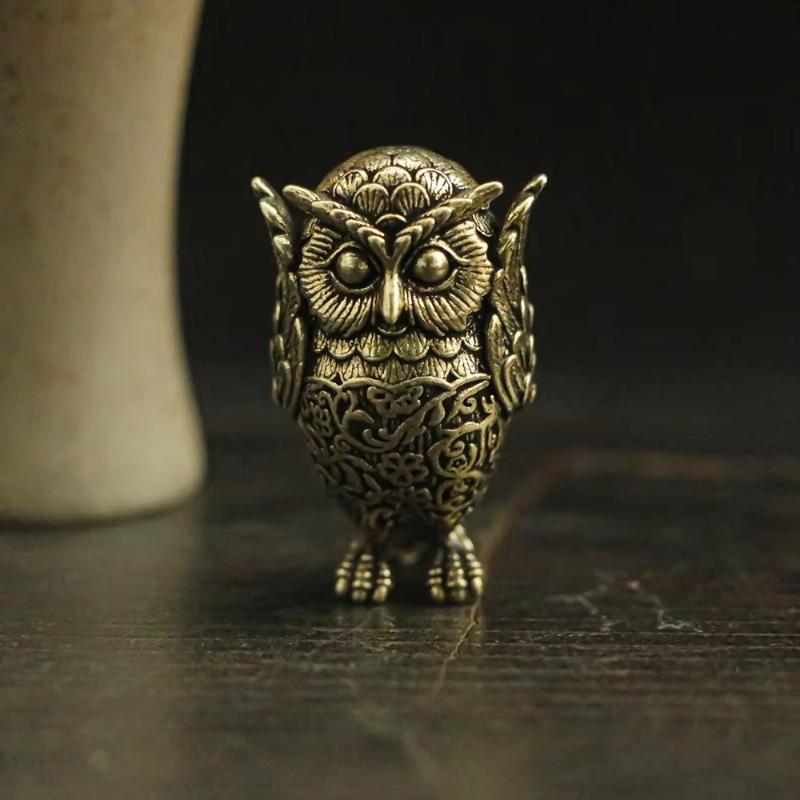 1Pcs Bookshelf Decoration Vintage Brass Owl Statue Ear Covering Animal Sculpture Desktop Home Office Ornament Unique Gift
