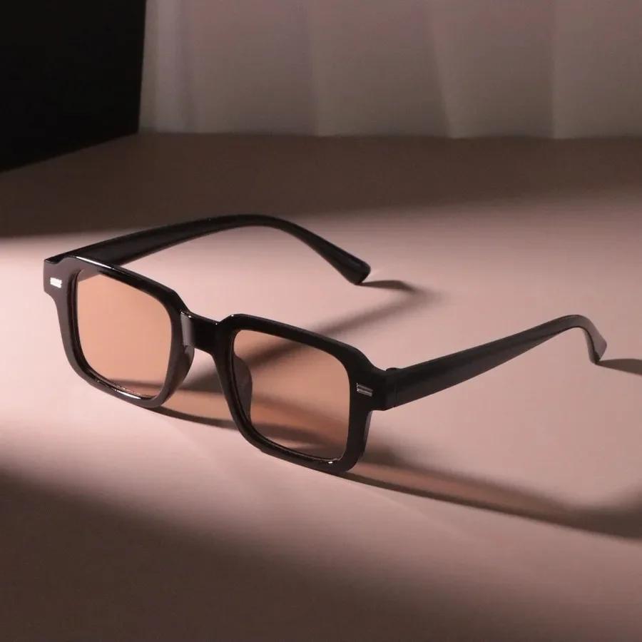 Stilvolle quadratische Sonnenbrille Damen Herren Vintage Marke Spiegelglas Sonnenbrille Weiblich Männlich Modefarben