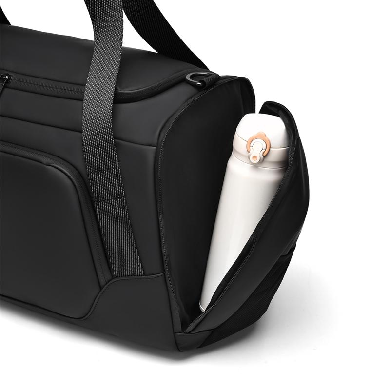 Fitness Bag Men's Large Capacity Travel Bag Shoulder Crossbody Bag