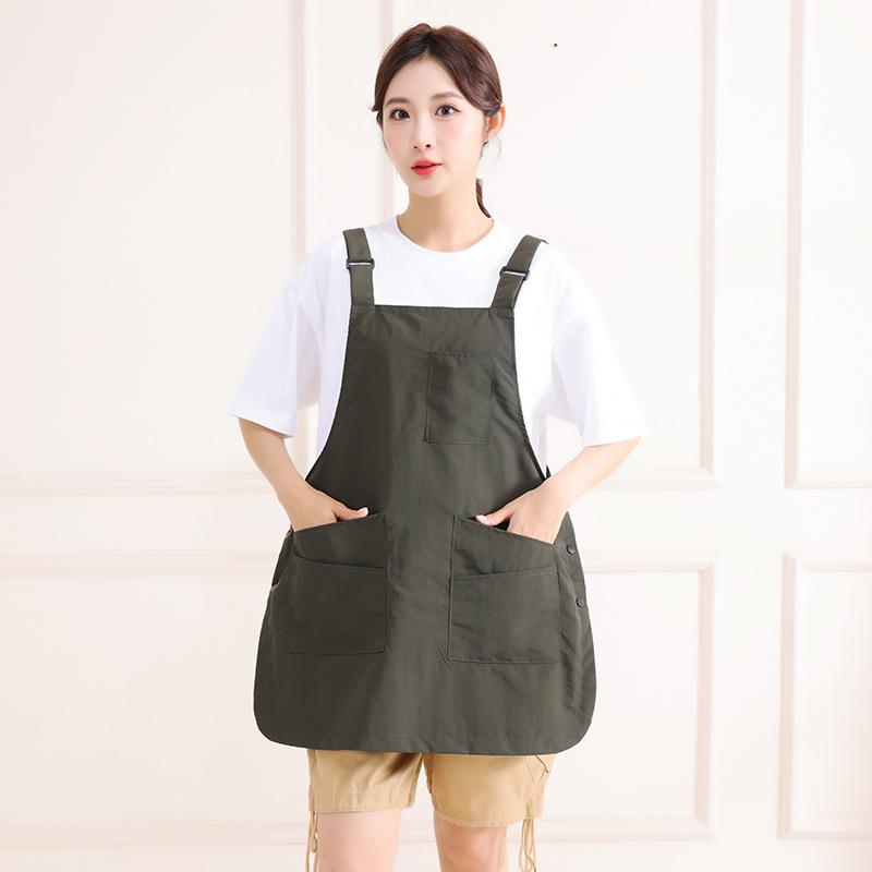 Wendbarer wasserabweisender Damen-Schürzenweste im koreanischen Stil: Fleckgeschützte, leichte Arbeitskleidung für Catering und Küche.