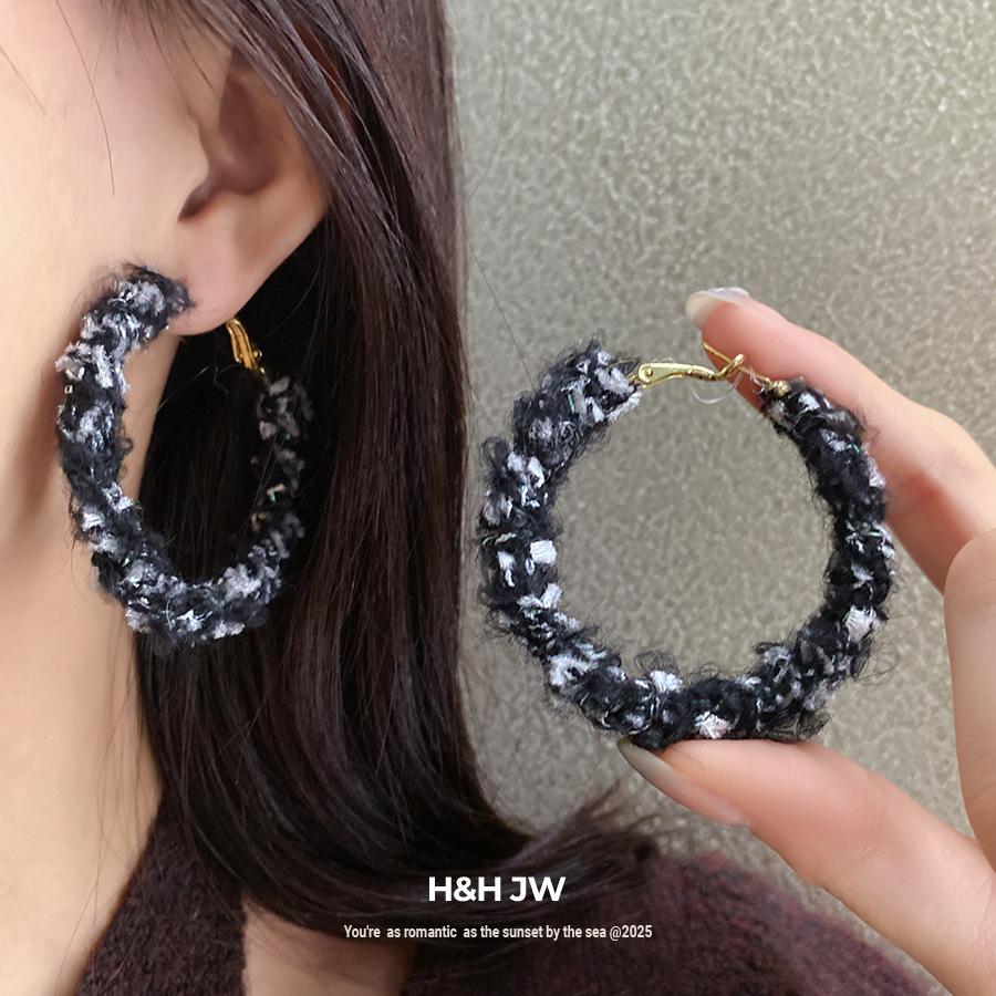 Silver Needle Wool Woven Round Ear Ring Earrings Women's Niche High-end Stud Earrings Personalized Fashion Exquisite Versatile Earrings