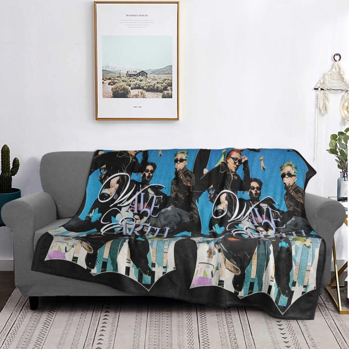 Wave To Earth Summer Flows Korea Band Blankets Soft Warm Flannel Throw Blanket Bedding for Living Room Picnic Travel Home Couch 75X95CM
