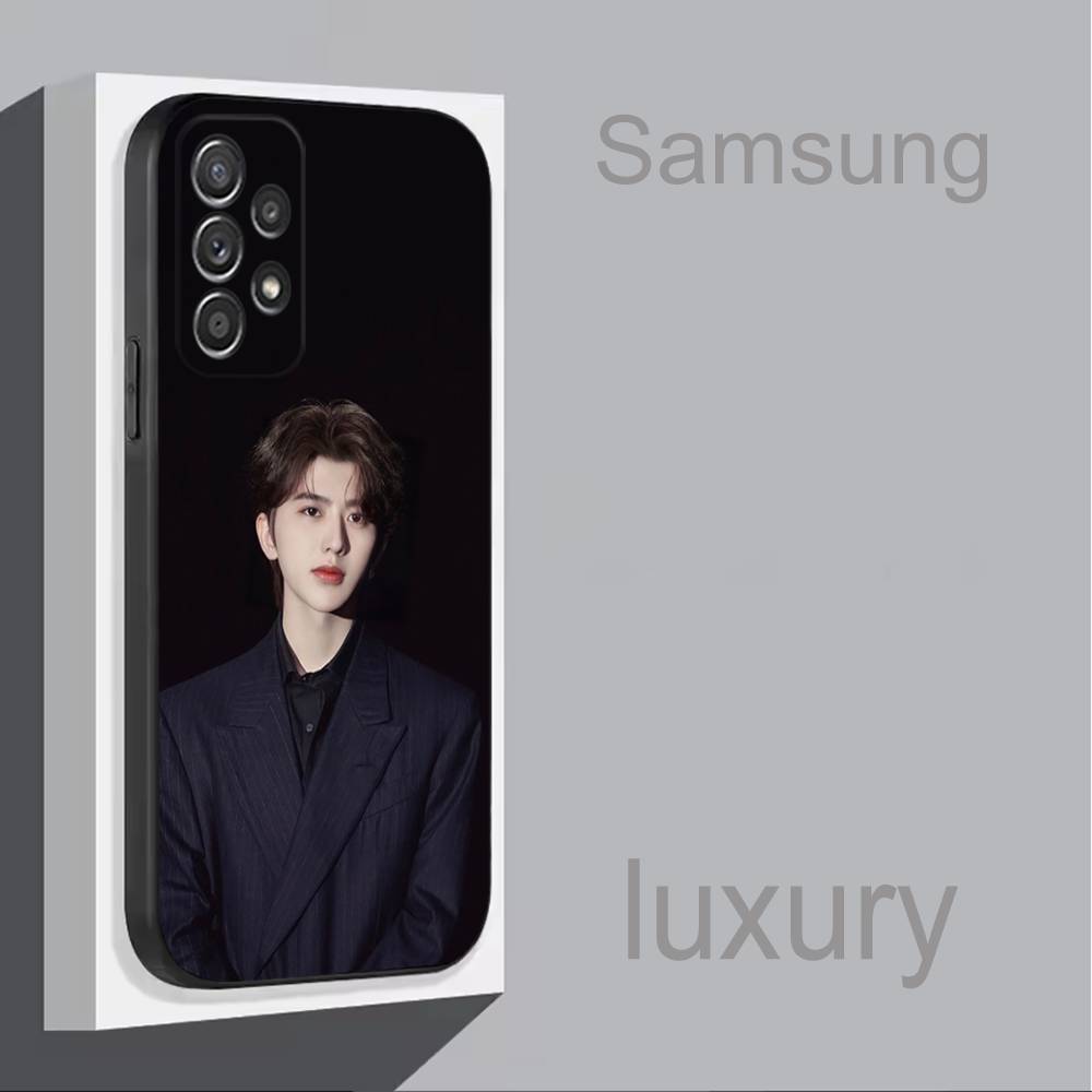KUN Actor Chinese Phone Case For Samsung S 25,24,23,22,30,21,10,9,Ultra,Plus,Lite,FE,4,5G Black Soft Case