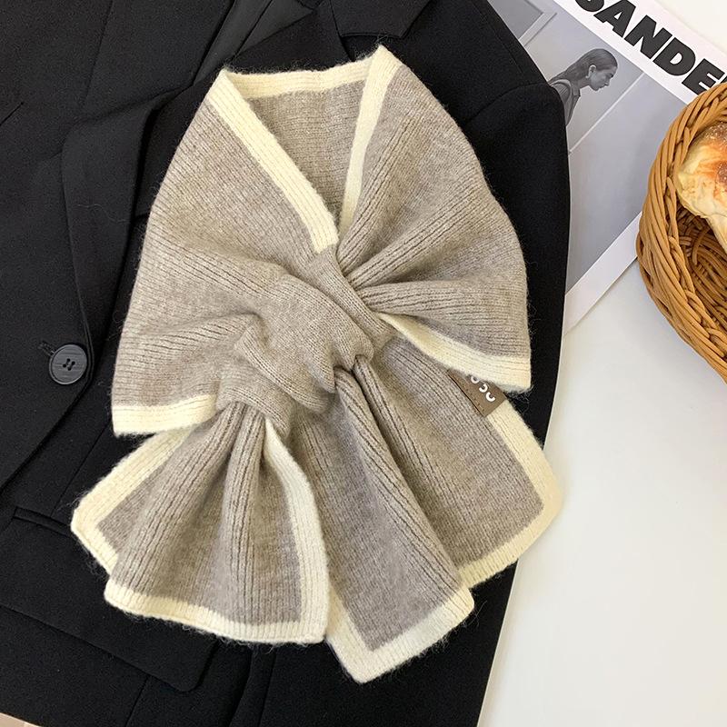 Knitted scarf, neck cover, warm in winter, double-sided contrasting color, student neck protection, simple cross, lazy scarf.