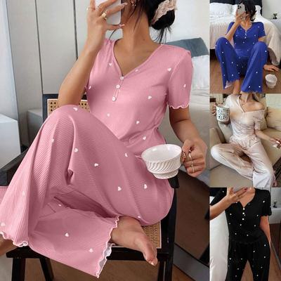 Women's Short-Sleeve Pajama Set with Heart-Patterned Ribbed Pants—Casual and Stylish Loungewear