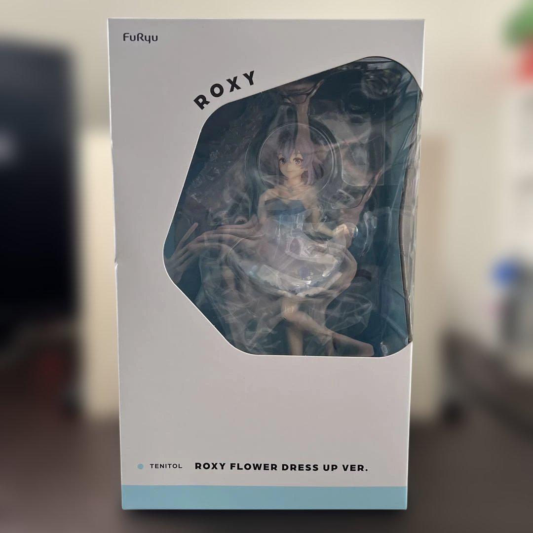 

[USED] Anonymous delivery Roxy Flower Dress Figure