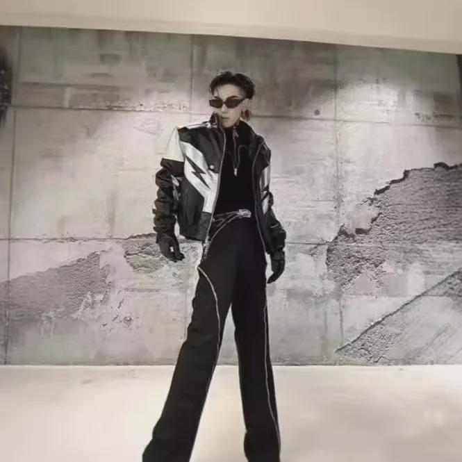 American Retro Contrast Color Splicing Motorcycle Leather Jacket for Men and Women, Korean Style BF Loose Fit.