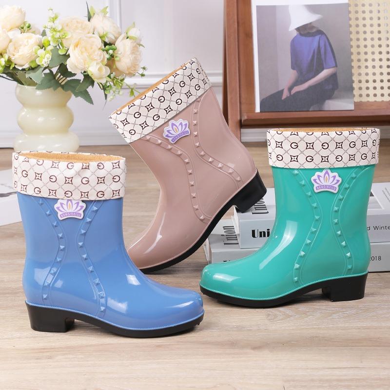 Rain Shoes Women's Short Tube Spring and Autumn Wear-resistant Water Boots Non-slip Thick-soled Low Tube Rain Boots Casual Water Shoes Women
