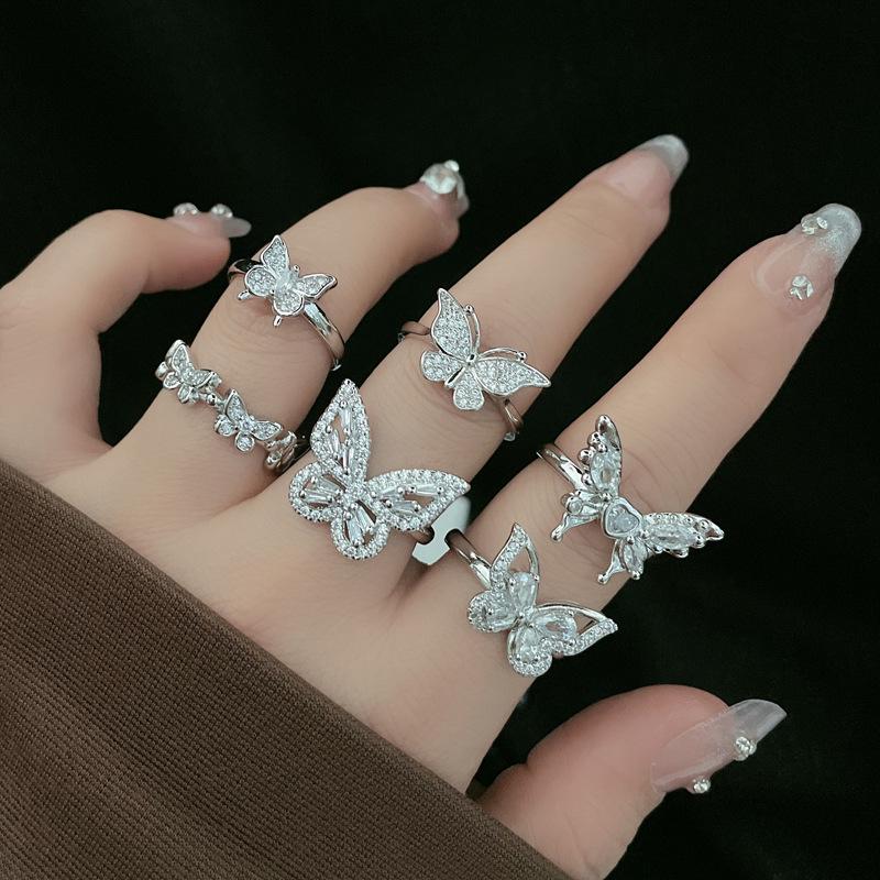 

Elegant Butterfly Diamond Open Ring - Luxurious & Trendy Design for Women