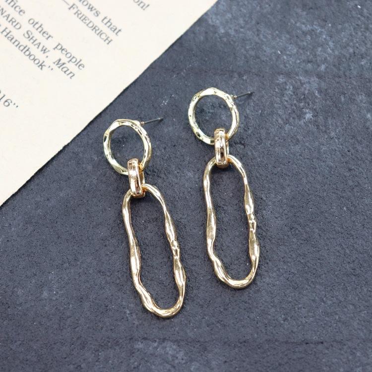 Personalized French Dumb Gold Stud Earrings Female Exaggerated Internet Celebrity Simple Metal High-end Earrings Retro Temperament Earrings