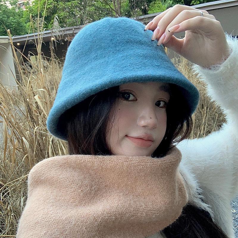 Korean Version of Warm Bucket Hat Showing Face Small Basin Hat Autumn and Winter Fisherman Hat Versatile Hat with High Appearance and Daily Travel Hat