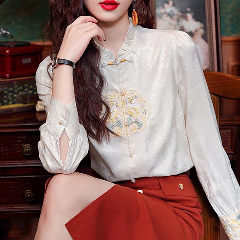 New Chinese Style Embroidered Cheongsam Shirt for Women's Spring Clothes New Retro Shirt Fashionable Niche Top
