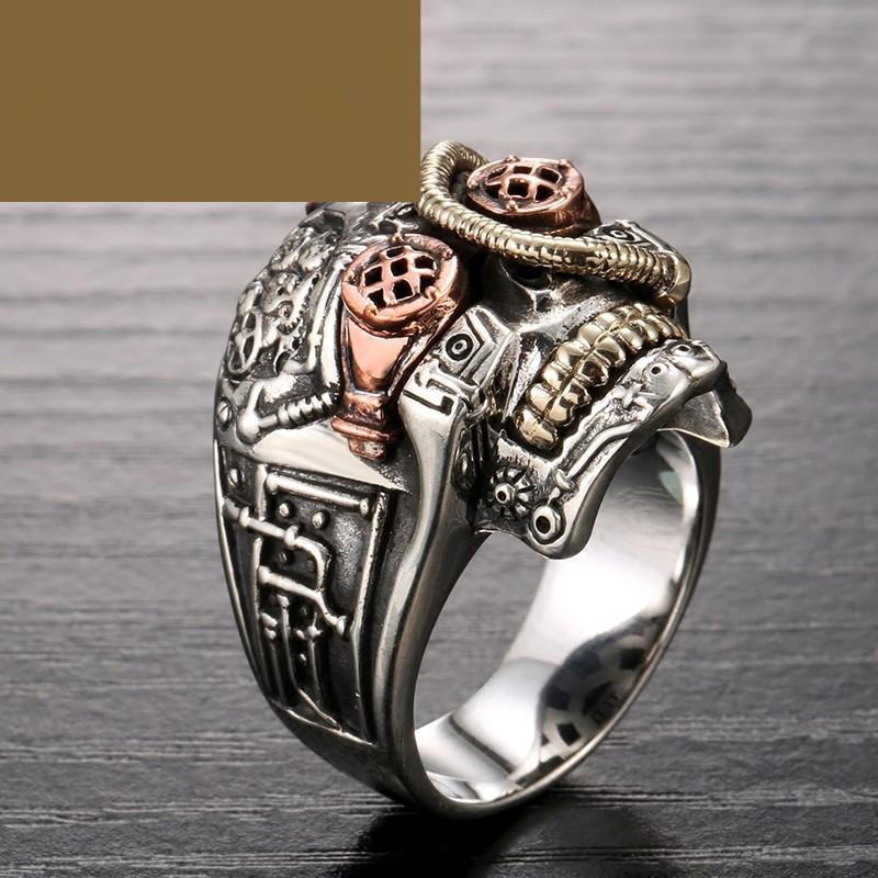 Europäische und Amerikanische Ring Accessoires Hip-Hop Industriell Dampf Herrenring Geschnitzter Dreifarbiger Ring Totenkopfring