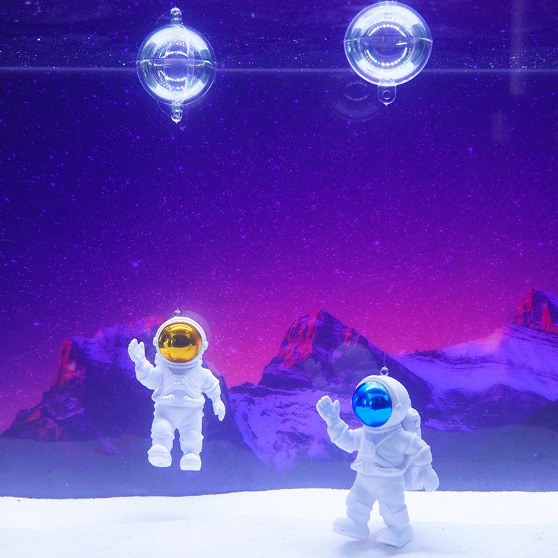 Hot Sale Creative Fish Tank Astronaut Ornament - Floating Diver Decoration for Home Landscaping