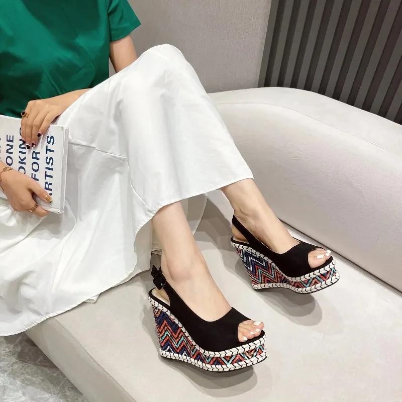 Fashion Sexy Peep Toe Wedge Sandals for Women Summer Fashion Platform High Quality Flock Buckle Strap Chunky Shoes Sandalias