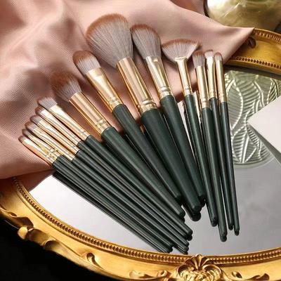 14dílná sada štětců na make-up s měkkými štětinami pro sypký pudr a tvářenku - Vhodná pro začátečníky & Přenosná, Nevstřebávající.