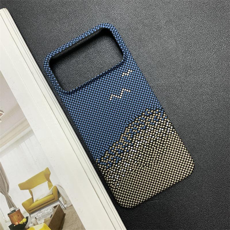Custodia Lussuosa Business in PC con Texture Fibra di Carbonio, Effetto Pelle Nuda, per Honor 600 Pro, Cover Protettiva Ultra-Sottile Anti-urto
