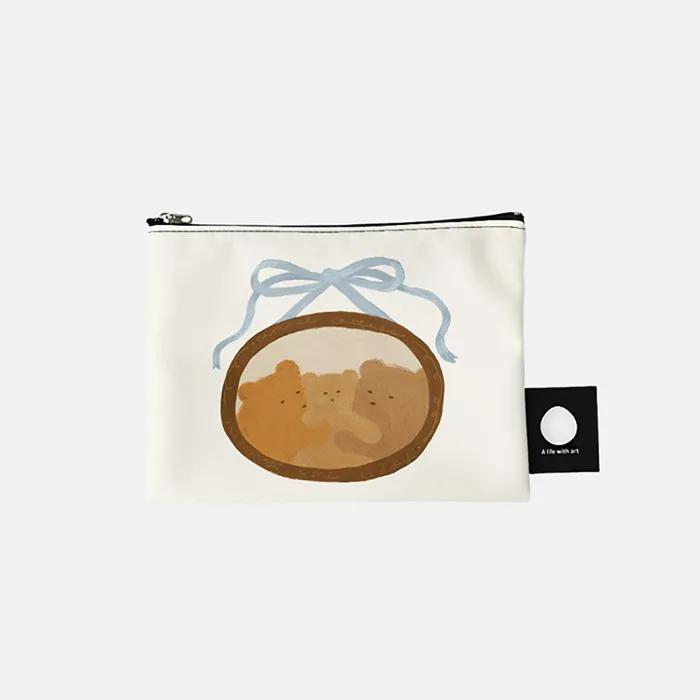 Caramel Cottage Author, Gomsemari Pouch