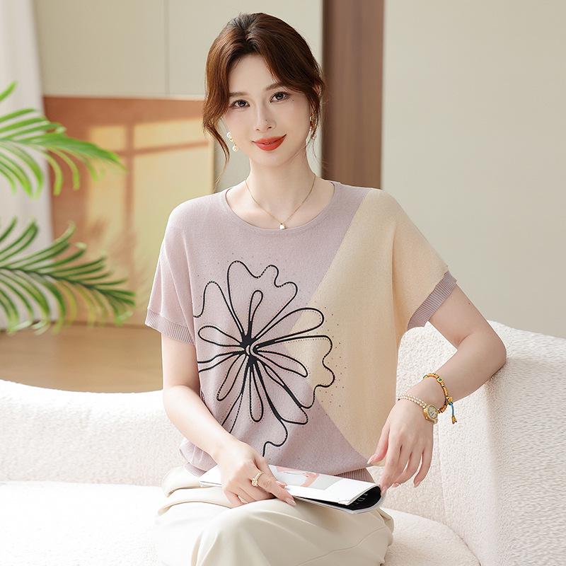 

Chic Ice Silk Short-Sleeved Top for Young and Middle-Aged Women 4XL (135-150 lbs) світло-фіолетового кольору