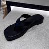 Thick-bottomed flip-flops for summer wear, new beach cool slippers