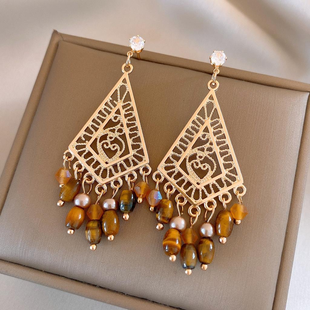 Silver needle tiger's eye stone geometric round pendant earrings retro Maillard style stud earrings personalized niche design earrings