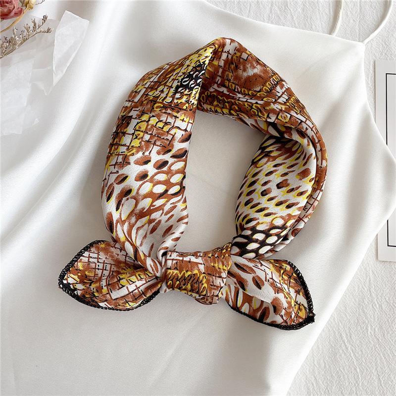 50 * 50cm Spring And Autumn Silk Scarves Versatile Decoration Professional Small Square Scarves Neck Protection Binding Bag