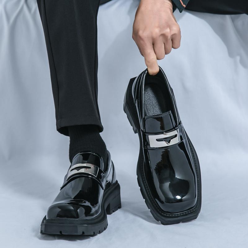 Fashion Spring New Green Thick Soled Loafers Metal Buckle Waterproof Platform Square Toe Business Casual Shoes Adult Men's Wedding Shoes