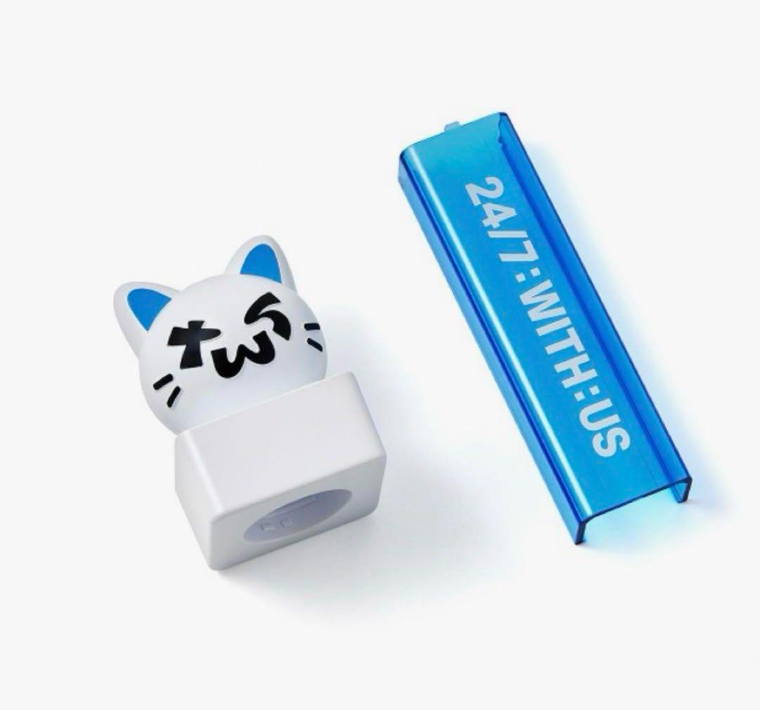 

[Б/У] TWS Seoul Con 24/7: С УЧАСТИЕМ: Набор для декорирования американского фонарика