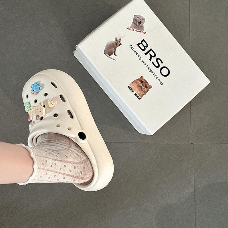 Fashion and cute platform hole shoes women's spring and summer new versatile one-pedal slippers women's skirt tide