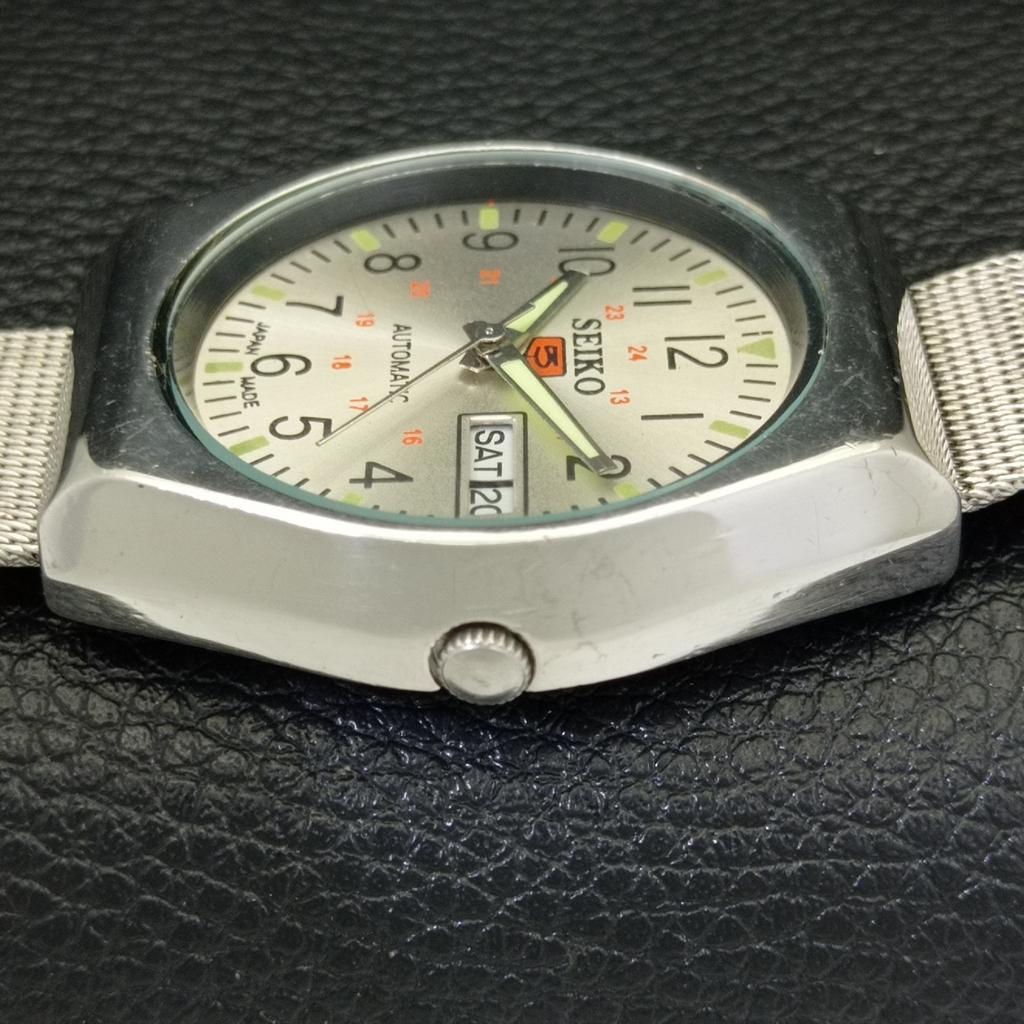 SEIKO 5 AUTOMATIC VINTAGE JAPAN 6309A MENS SILVER COLOR DIAL WATCH a701389-5 R206a-a701389