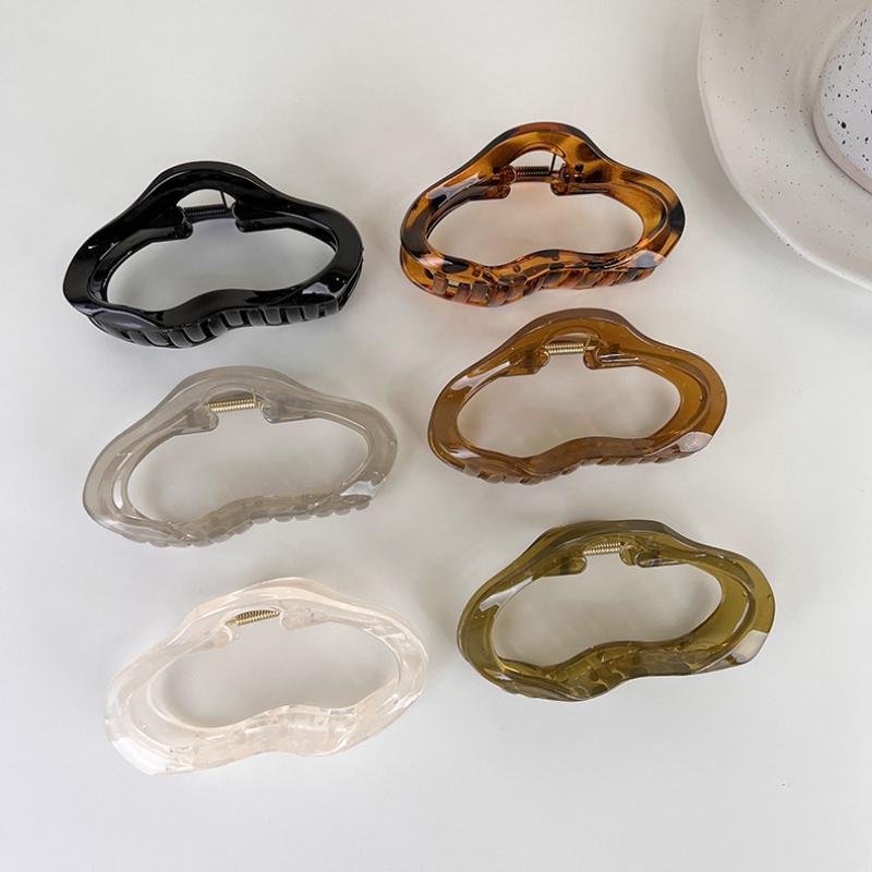 New Clouds Hollow Out Hair Claws Clips Womens Girls Jelly Acrylic Hair Clamps Plastic Irregular Hair Barrettes Hair Accessories