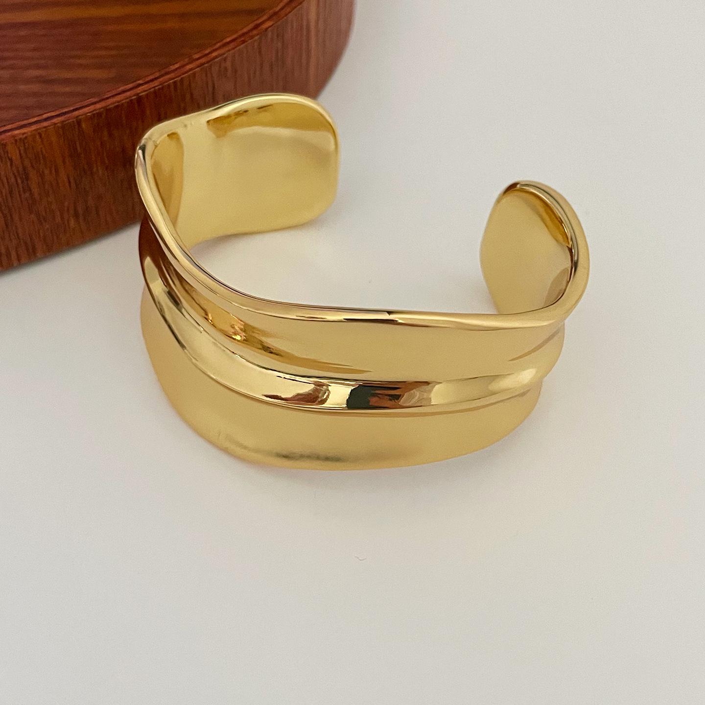 Ретро Геометрический Широкополый Браслет с Открытым Манжетом золотой