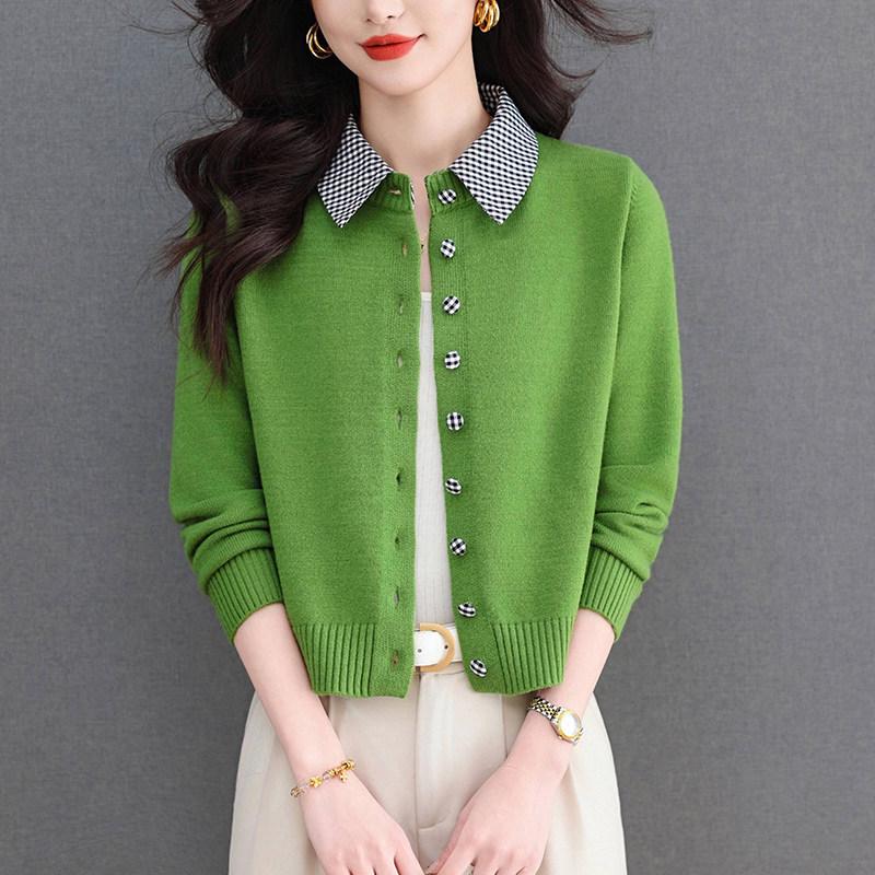 Women's Spring 2026 Lapel Knit Cardigan: Multi-Button Patchwork Color Block Style, Short Age-Reducing Jacket