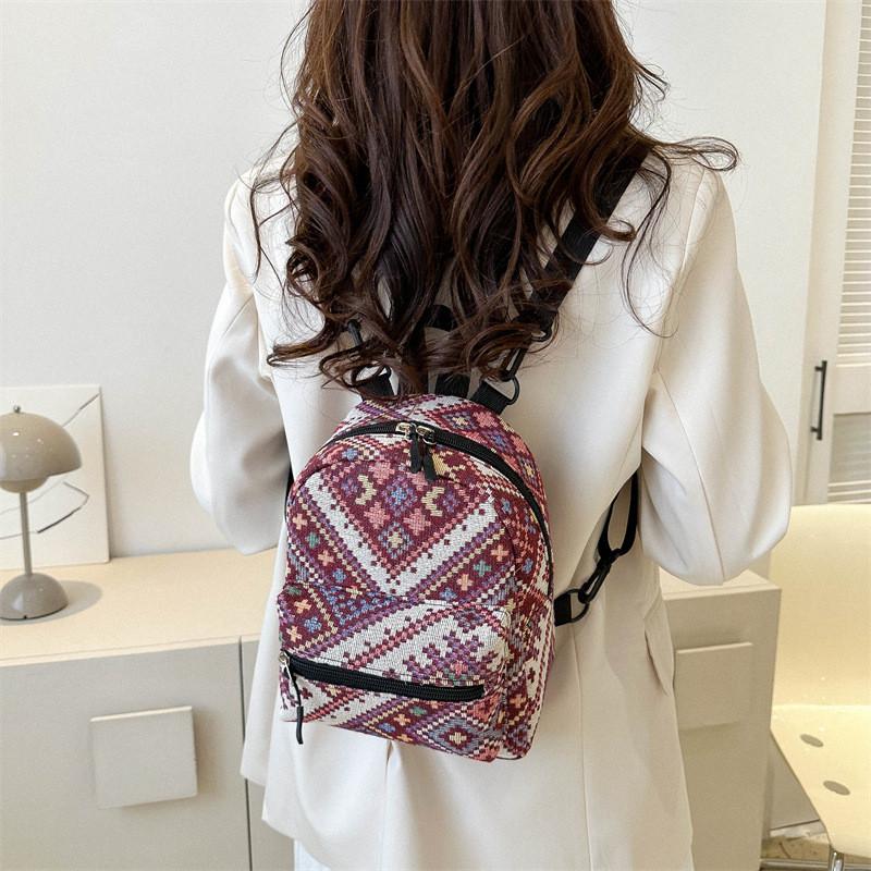 Stylish Vintage Ethnic Casual Backpack For Women With Soft Canvas Material And Trendy Design