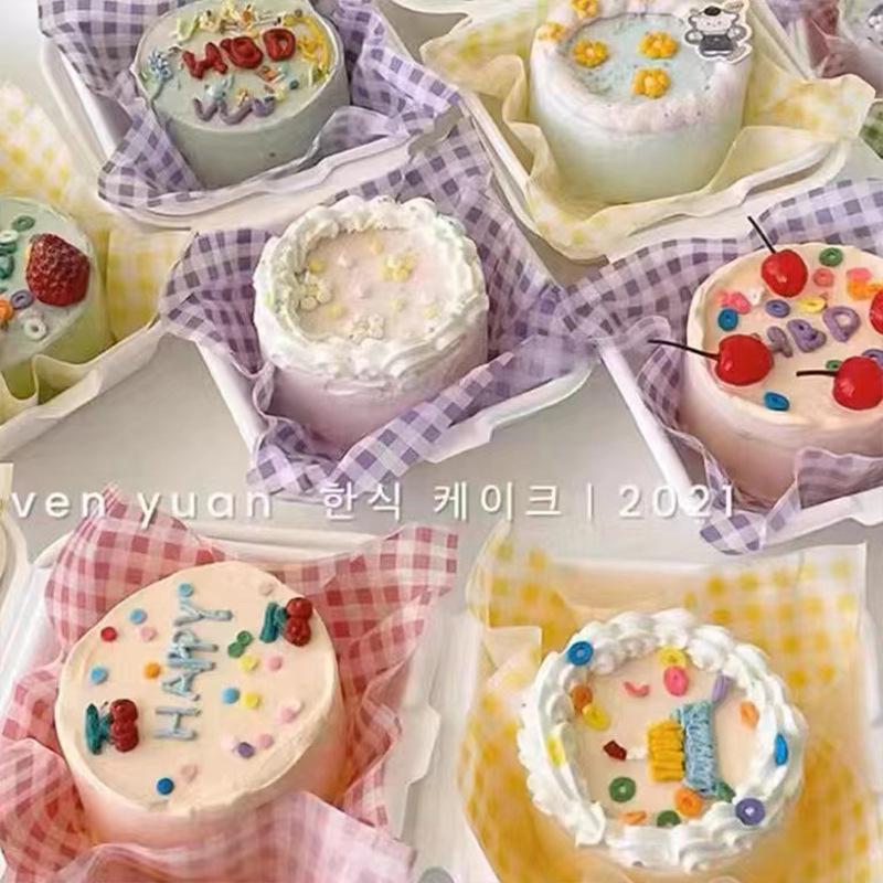 Colorful Strawberry Check Baking Oilproof Paper Roll for Cake and Sandwich Decoration