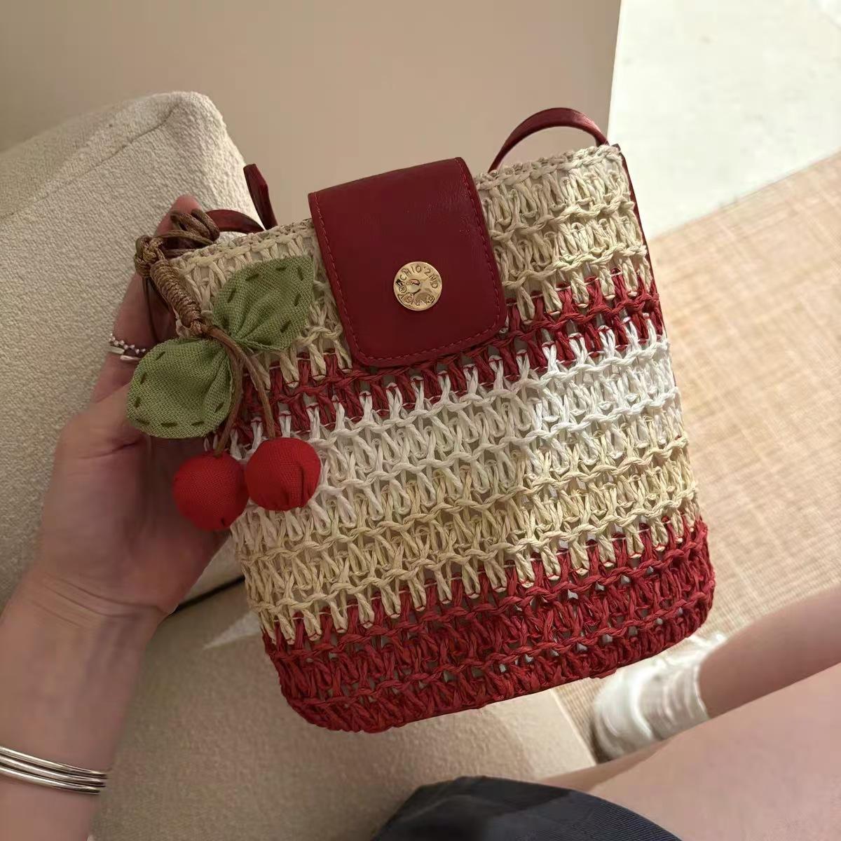 

Nanfeng versatile trend Romani ball bucket bag women s summer color blocking seaside woven bag one-shoulder crossbody bag