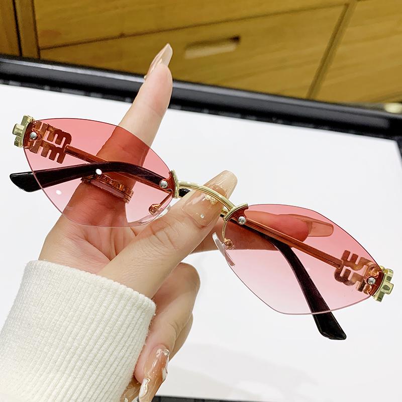 1/2Pcs Fashionable Polygonal Small Frame Retro Sunglasses For Women Metal Frameless Fashion Sunglasses 90292
